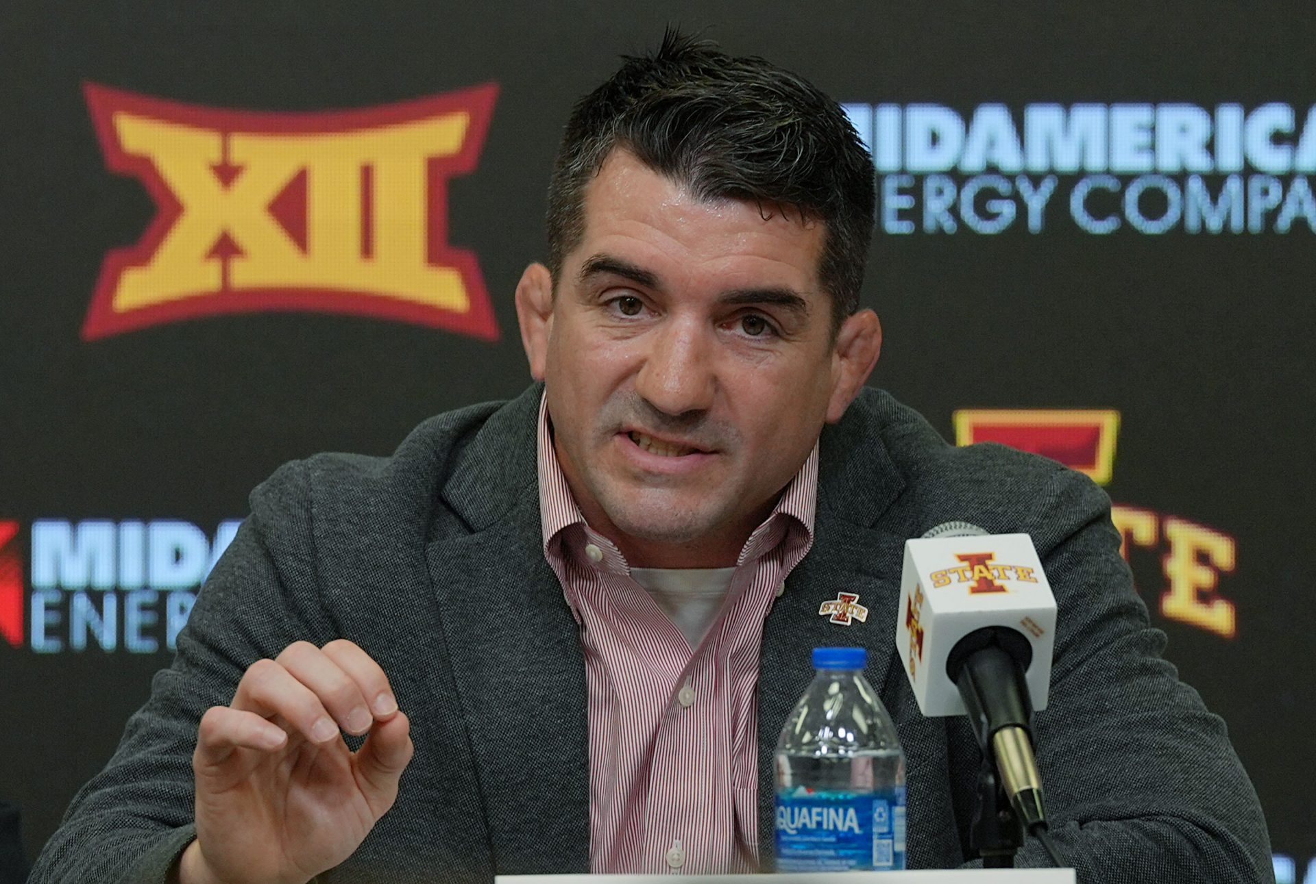 Brent Metcalf  - Imagn