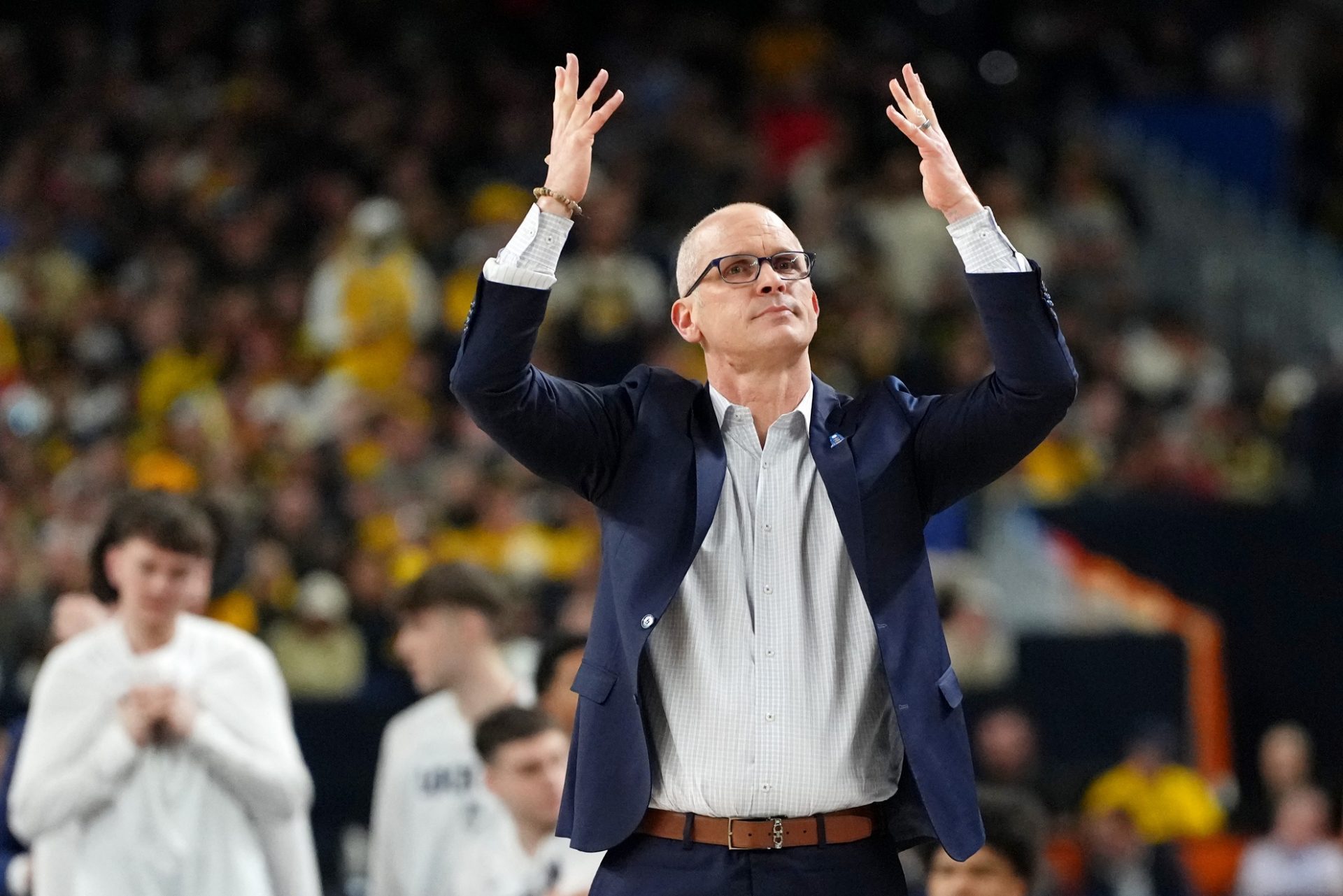 UConn Huskies head coach Dan Hurley reacts after a play against the Michigan Wolverines in the national championship game at Lucas Oil stadium - Source: Imagn