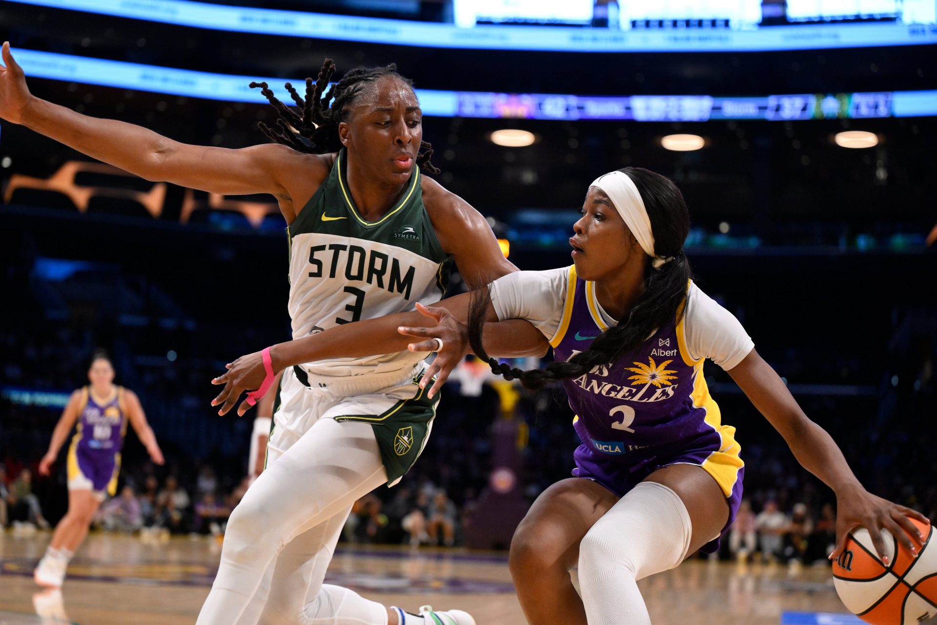 Seattle Storm forward Nneka Ogwumike (3) defends against Los Angeles Sparks forward Rickea Jackson (2) during the second quarter at Crypto.com Arena - Source: Imagn Images