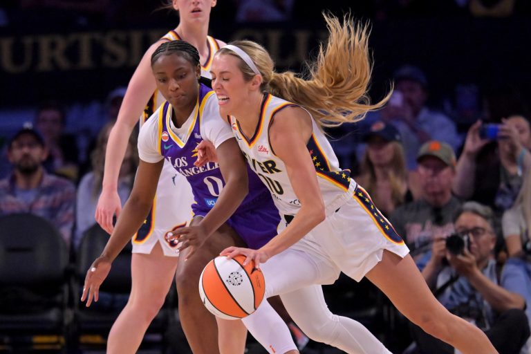 “Is Lexie Hull Cooked?”: Fans Fear Deeper Injury Issues For Fever Wing After Lack of Burst Becomes Evident vs Sparks