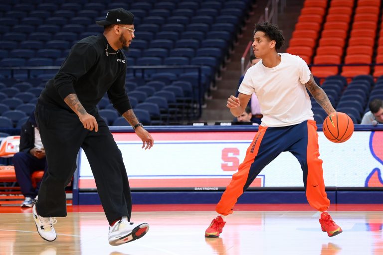 Syracuse Orange guard Kiyan Anthony works with his father hall of fame member Carmelo Anthony.
Source: Imagn