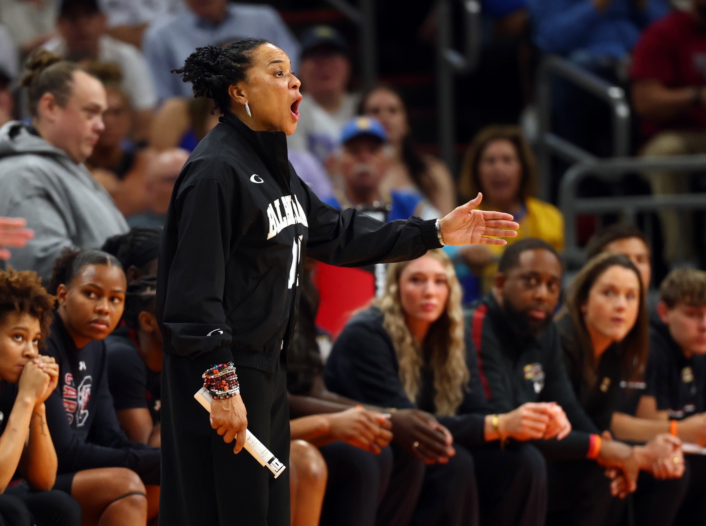 ‘Dawn Staley Should Be Fever Coach’: Fans Demand Stephanie White To Be Replaced by South Carolina HC After Viral Clip