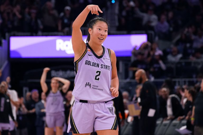 “Kate Martin Stans Owe Her an Apology”: Valkyries Fans React as Kaitlyn Chen Proves She Deserved Spot Over Popular Backup Guard With Explosive Season Debut