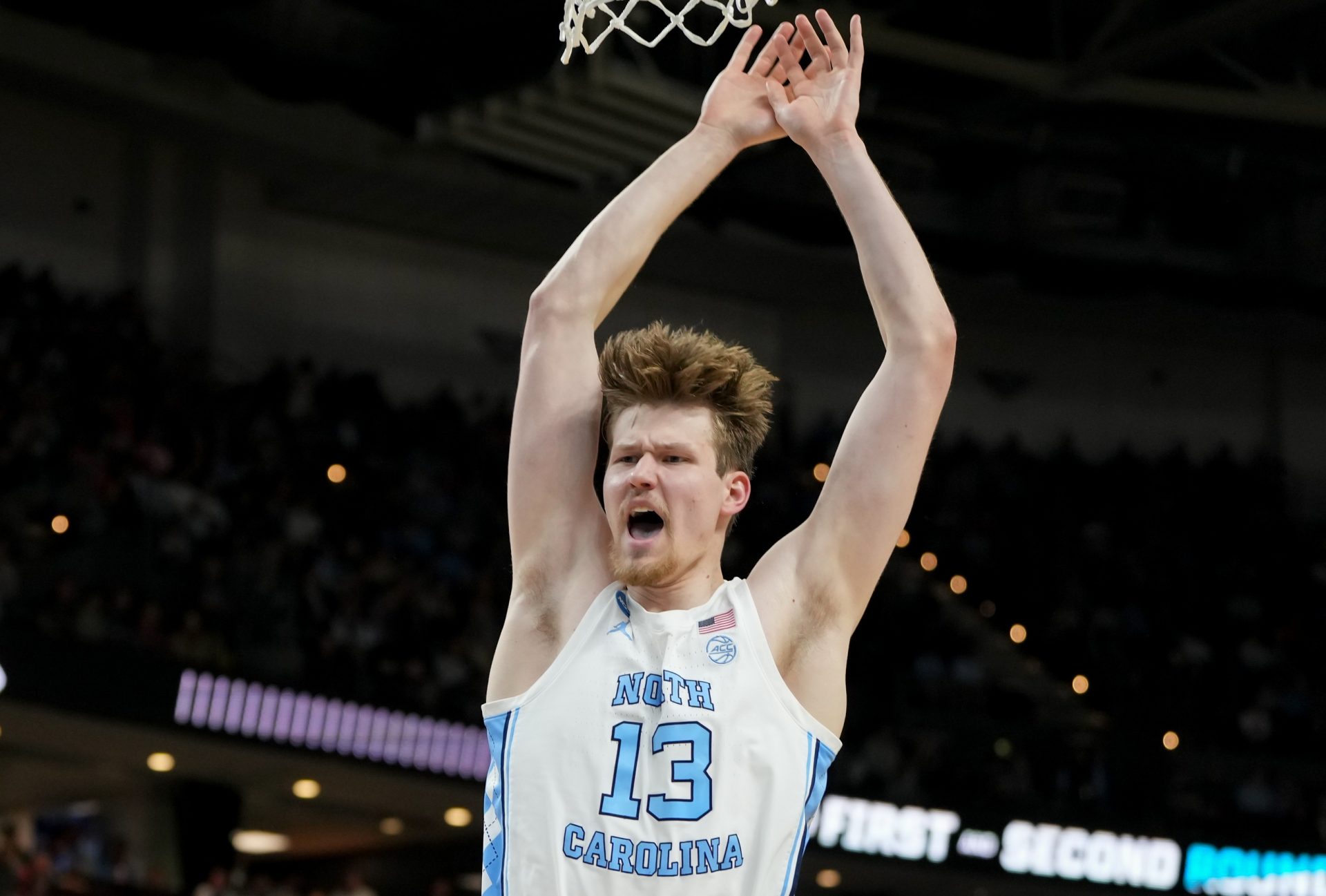 The Lakers could acquire 7-foot center Henri Veesaar in the 2026 NBA Draft - Source: Imagn
