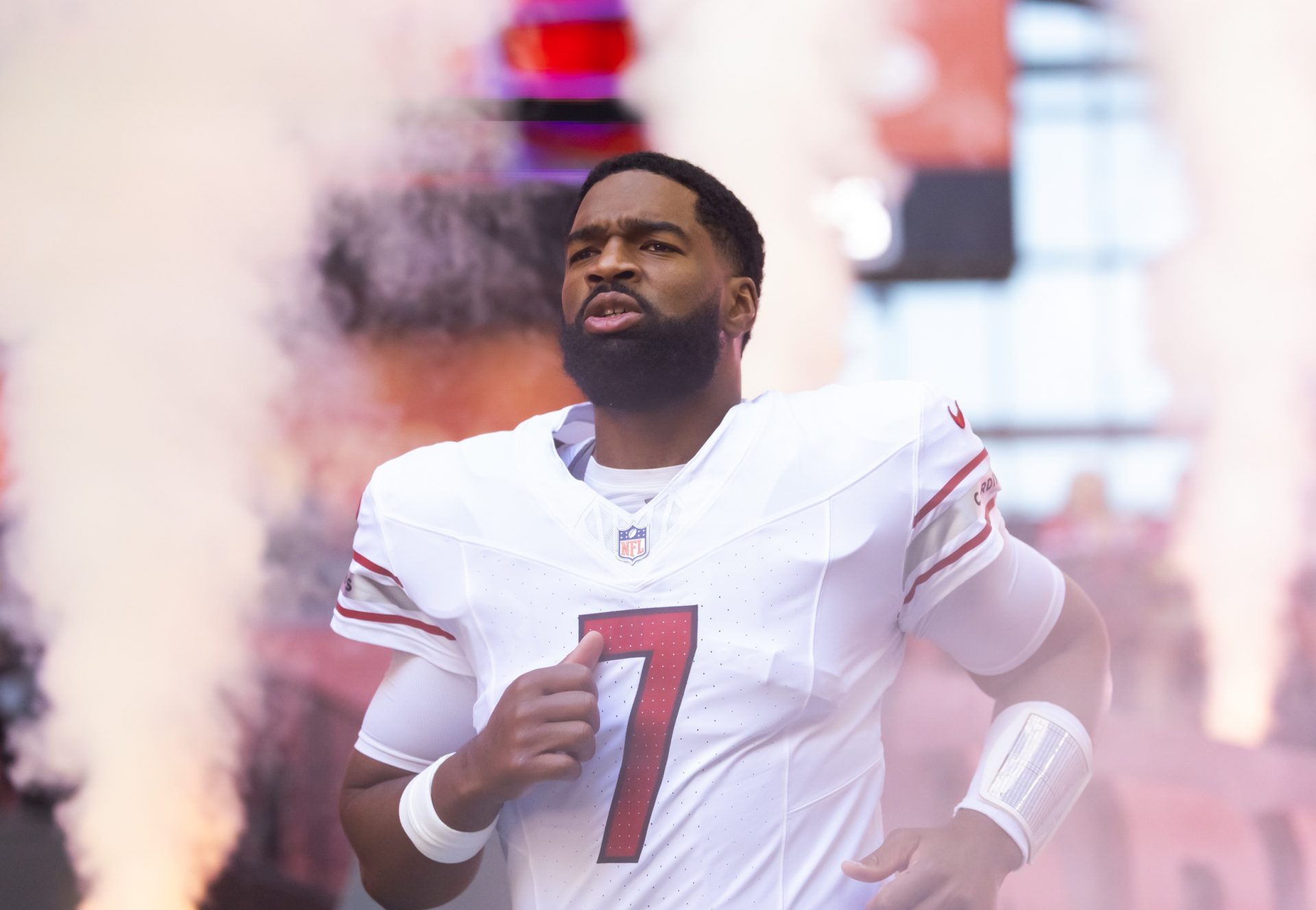 Arizona Cardinals quarterback Jacoby Brissett (7) against the Atlanta Falcons at State Farm Stadium.