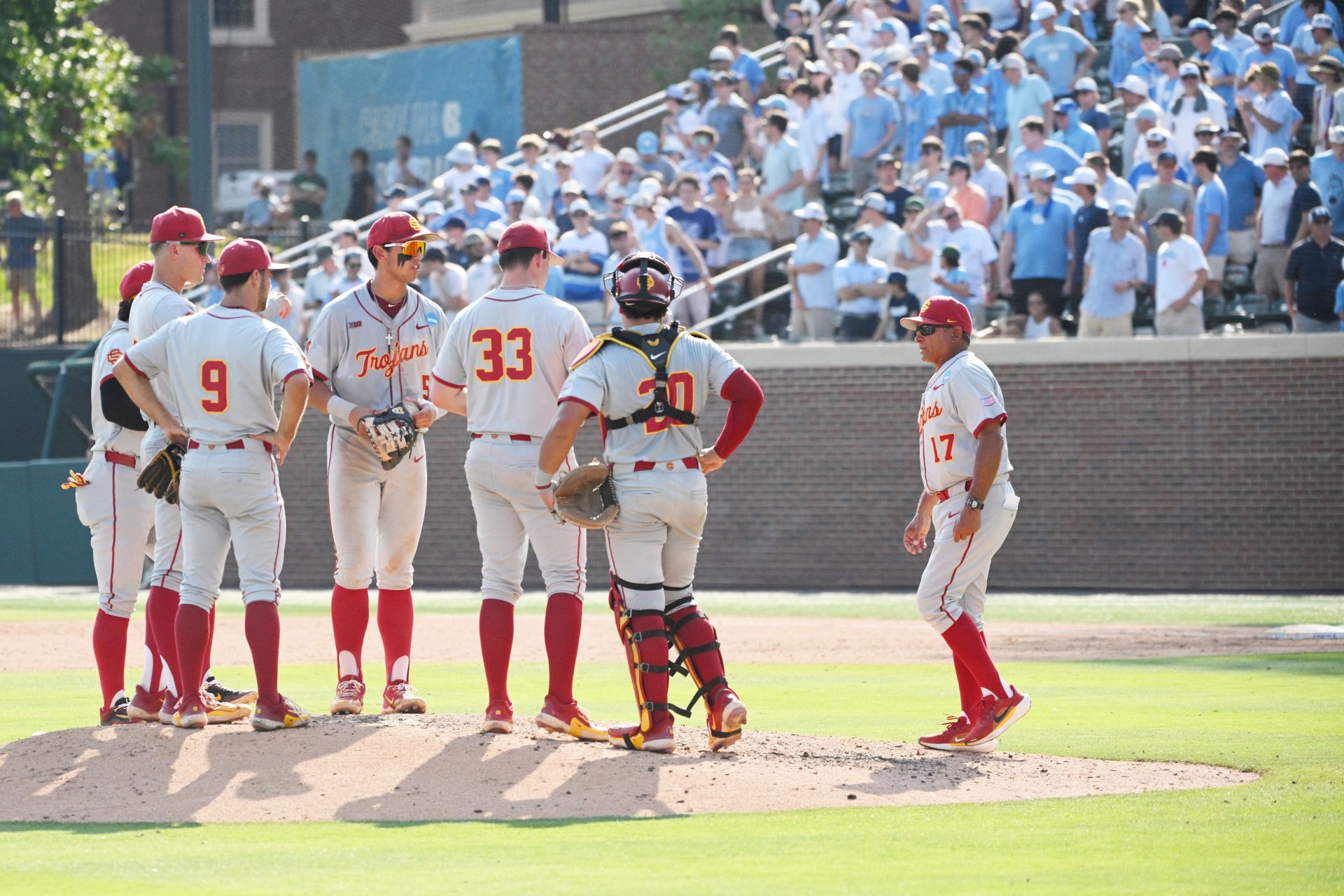 USC Trojans - Chapel Hill Super Regional | Source: Imagn
