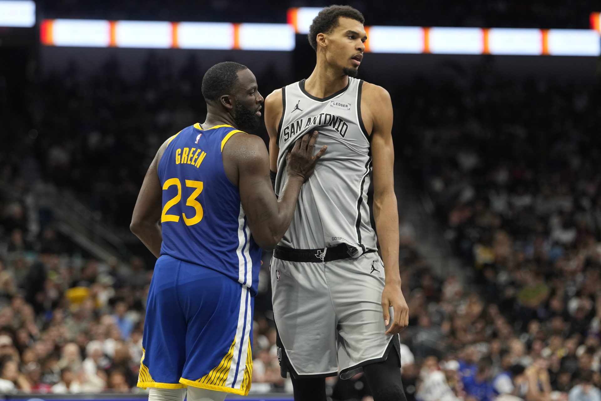 San Antonio Spurs vs. Golden State Warriors - 2025-26 NBA regular season - Source: Imagn Images