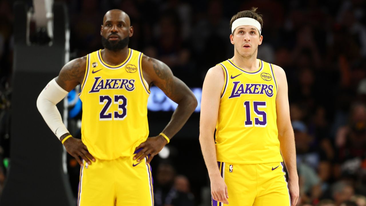 Los Angeles Lakers guard Austin Reaves (15) with forward LeBron James (23) against the Phoenix Suns at Mortgage Matchup Center - Source: Imagn Images