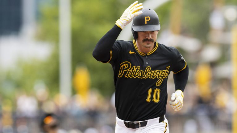 “Get Rid of Them” – Fans Tear Into Athletics Vs. Pirates Umpire For Disallowing Bryan Reynolds’ ABS Challenge