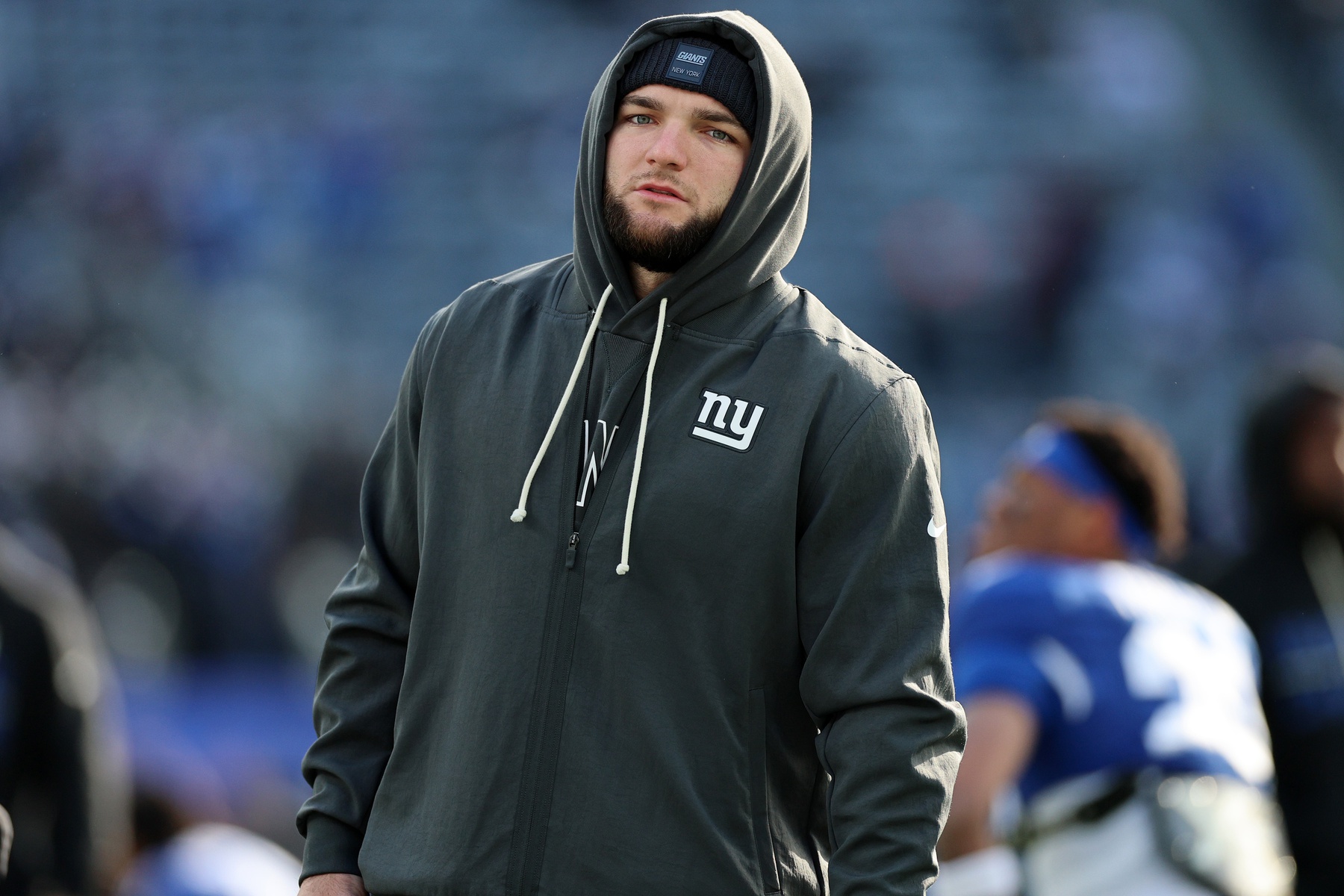 New York Giants running back Cam Skattebo (44) watches practice before the game  against the Minnesota Vikings at MetLife Stadium.