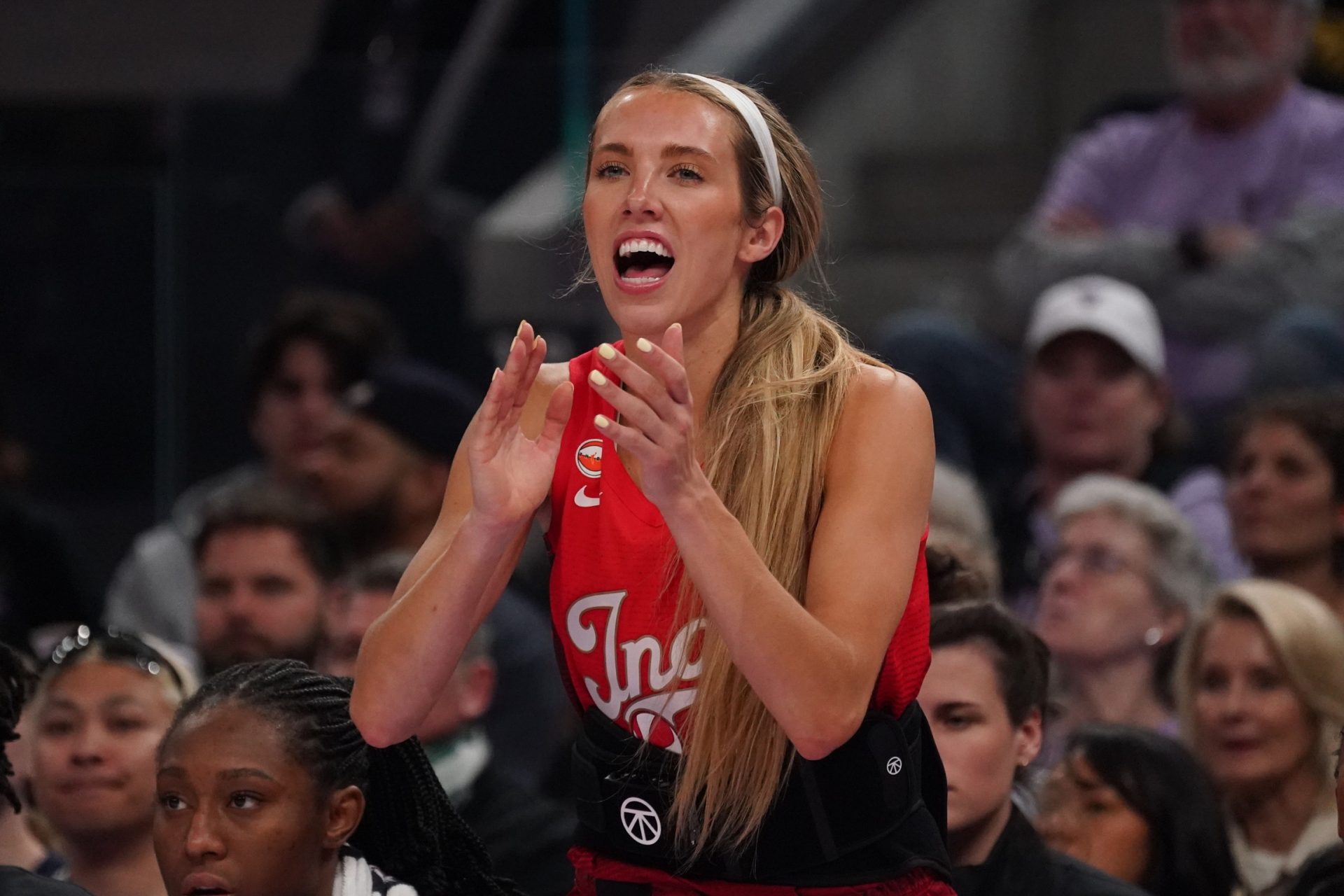 Lexie Hull in danger of losing starting spot as Fever fans make demand clear - Source: Imagn Images