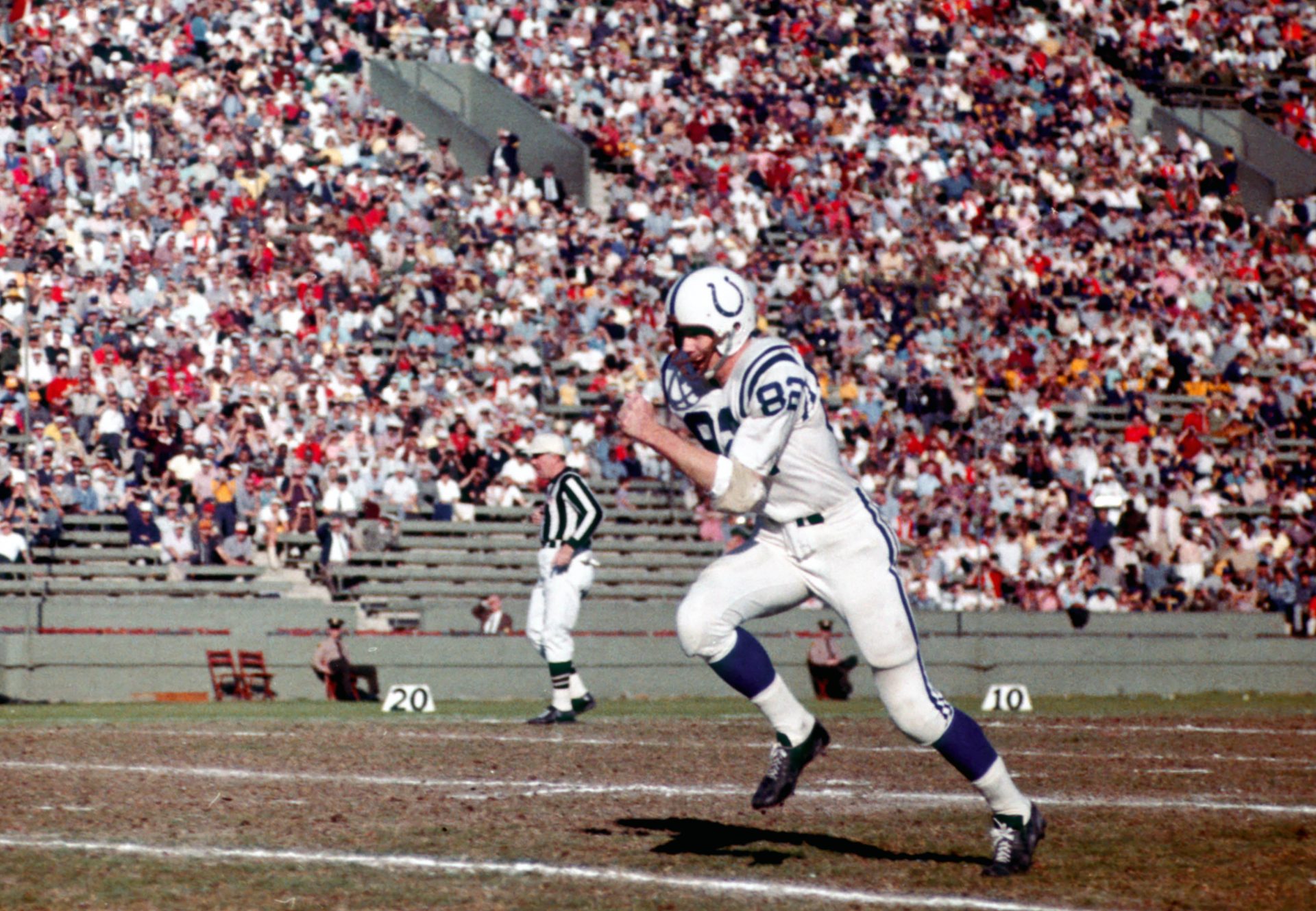 Baltimore Colts receiver (82) RAYMOND BERRY in action against the Los Angeles Rams.
Source: Photo By David Boss-USA TODAY Sports © Copyright David Boss