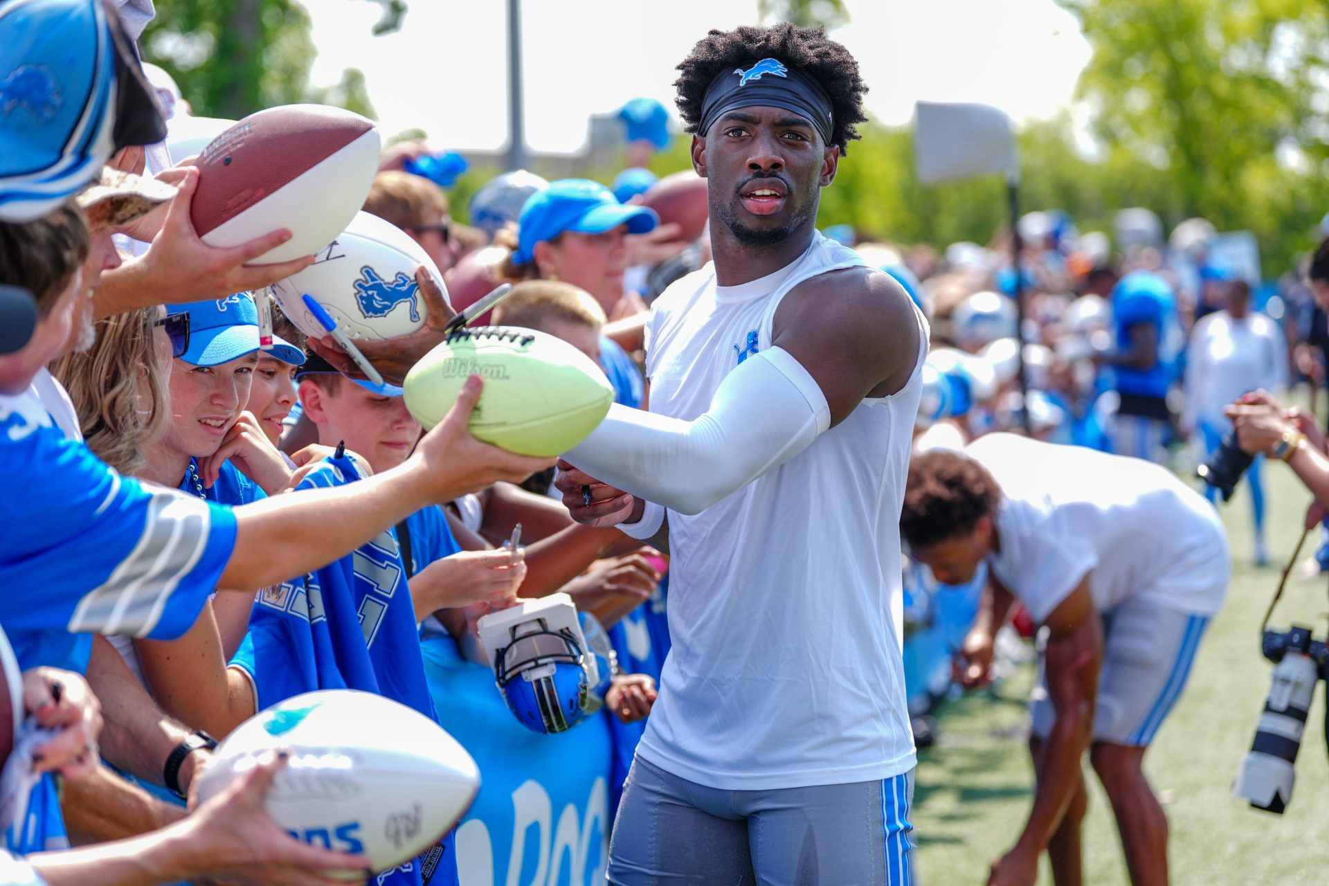 Detroit Lions CB Terrion Arnold signs autographs at the end of the joint practice with the Miami Dolphins at the Lions headquarters and training facility in Allen Park
Source: Imagn