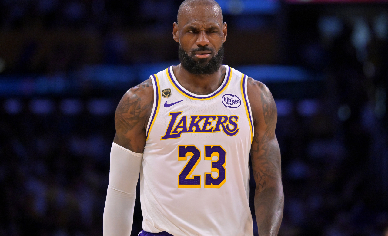 Rich Paul Pinpoints LeBron James' 'X-Factor' for Joining Philadelphia 76ers as Free Agency Decisions Loom - Source: Imagn Images