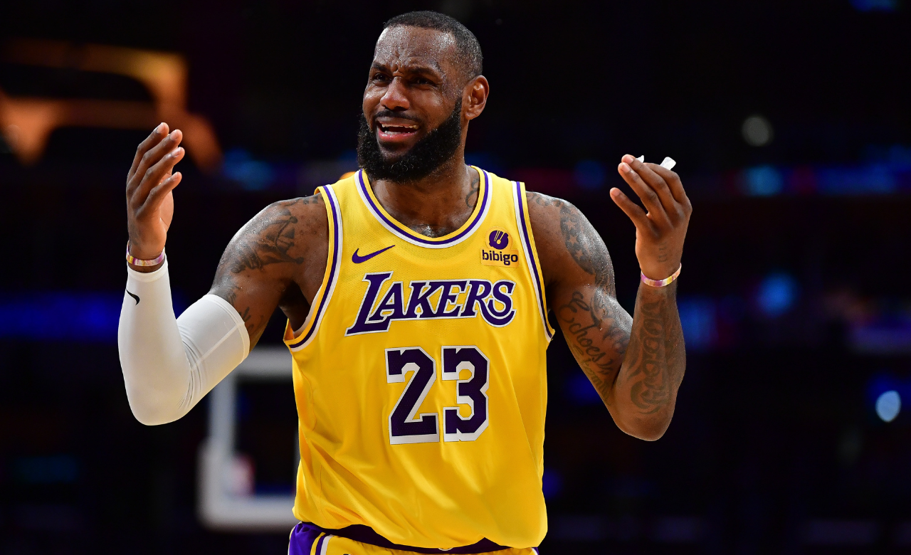Shams Charania Drops Major Update on LeBron James Recruitment as Suitors Get Creative - Source: Imagn Images