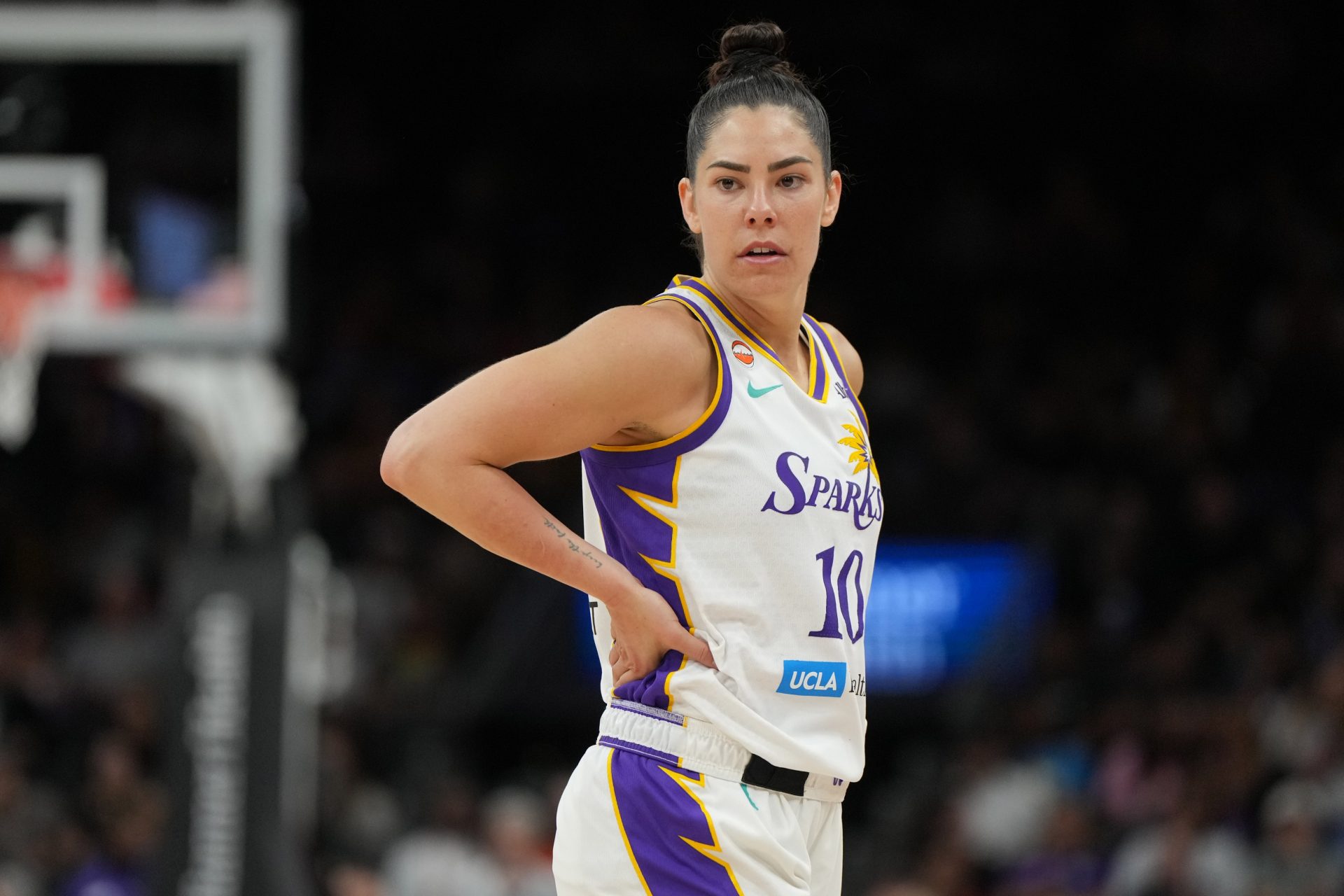 Los Angeles Sparks guard Kelsey Plum (10) celebrates after defeating the Phoenix Mercury in overtime -Source: Imagn Images